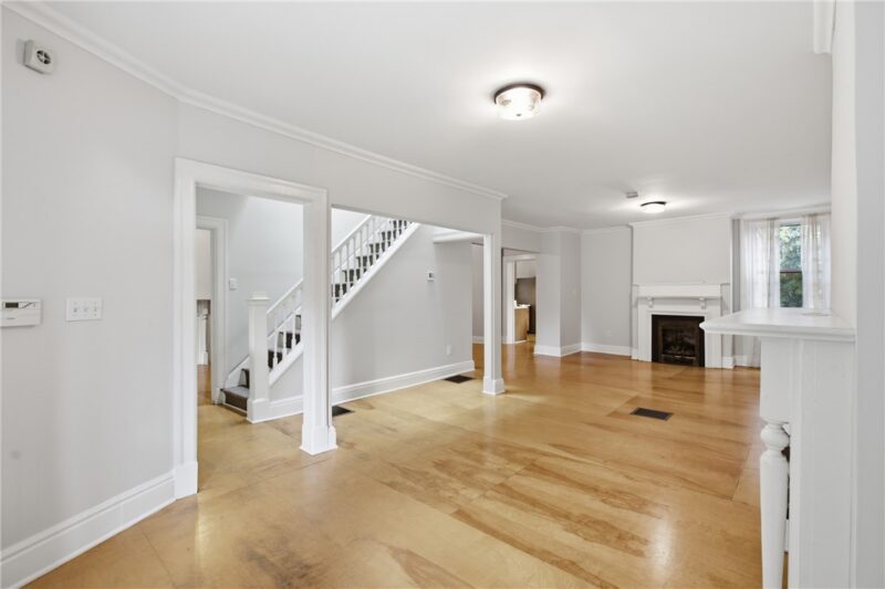 4 Clarendon Place — photo 8