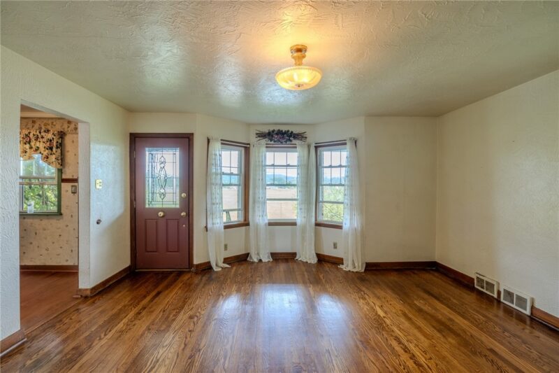 720 Park AVENUE — photo 4