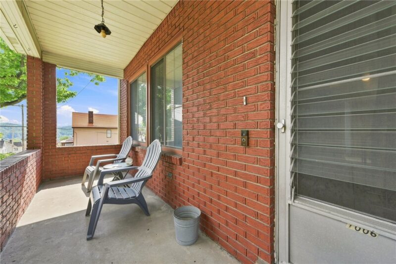 1006 Brinton Ave — photo 3