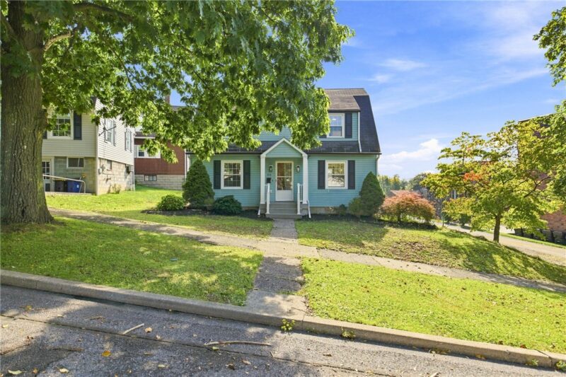 308 Thoburn Street — photo 4