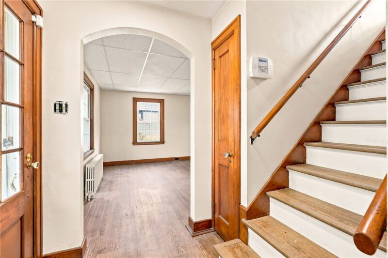308 Thoburn Street — photo 5