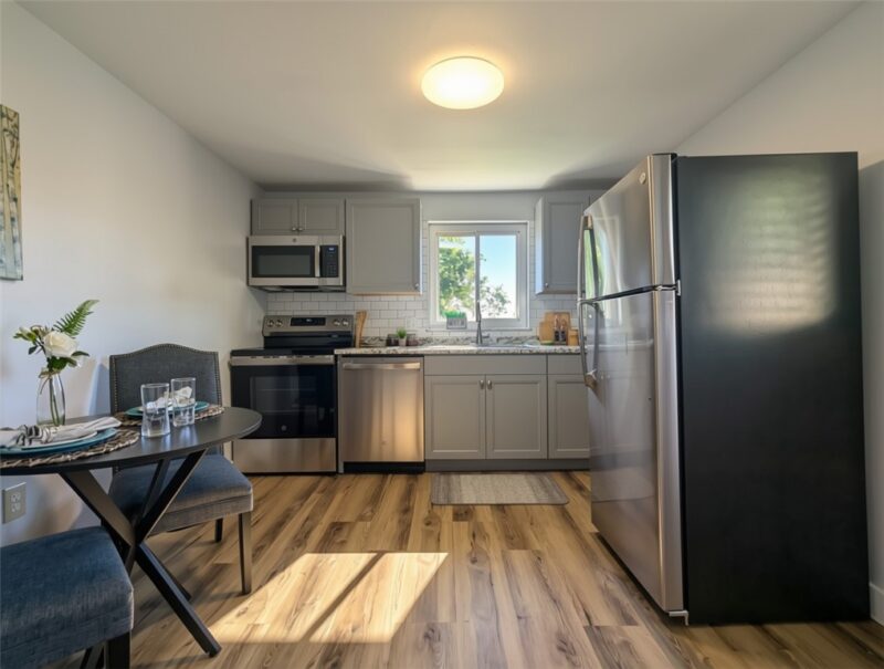 739 Darlington St — photo 8