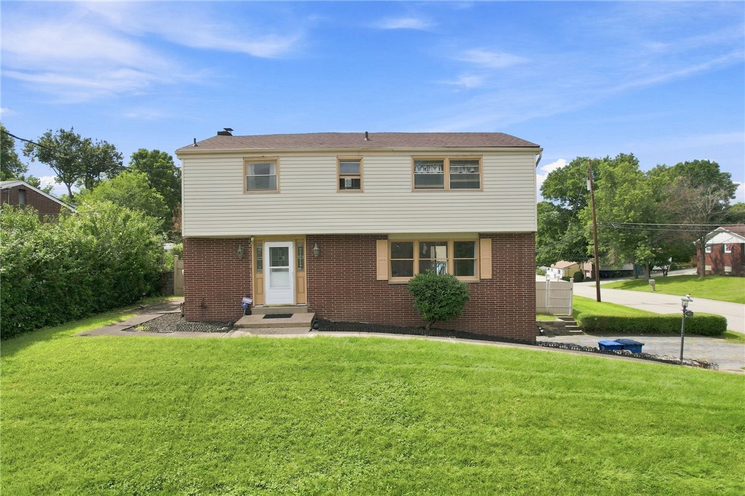 102 Greylock Dr — photo 1