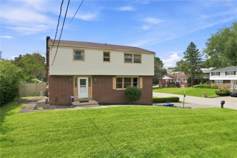 102 Greylock Dr — photo 2