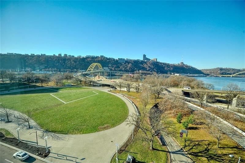 320 Fort Duquesne BOULEVARD 7C — photo 5