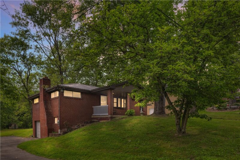 9830 Don Drive