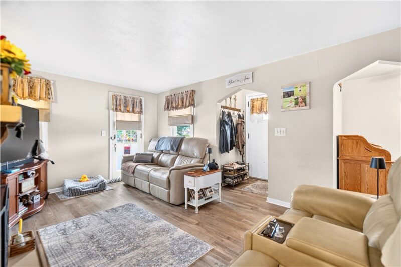 4427 Elizabeth Street — photo 4