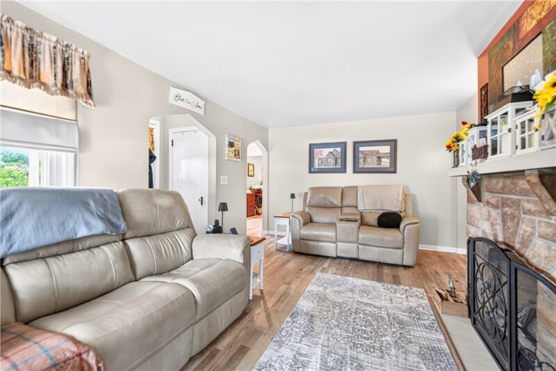 4427 Elizabeth Street — photo 7