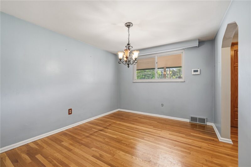 1318 Ridgewood Dr — photo 5