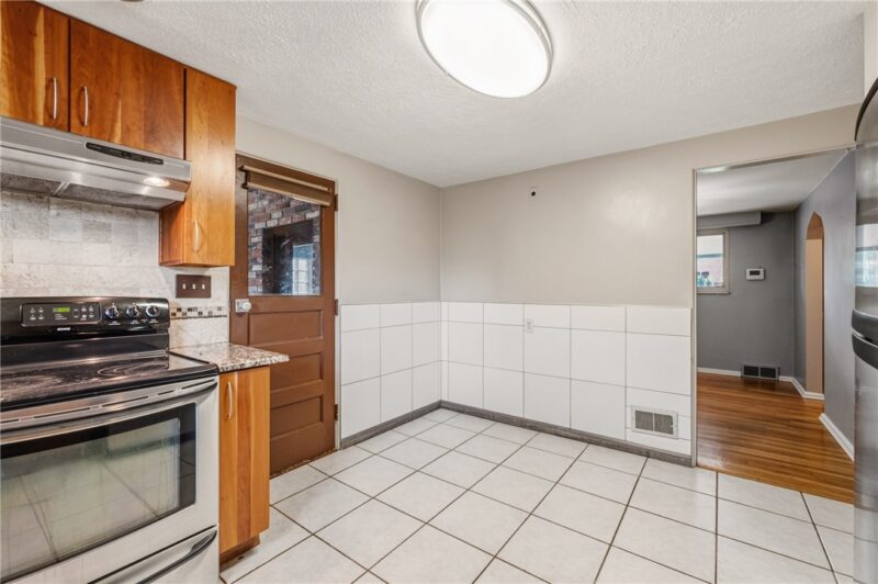 1318 Ridgewood Dr — photo 8