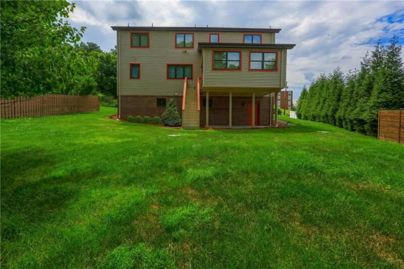9409 Babcock Blvd — photo 5