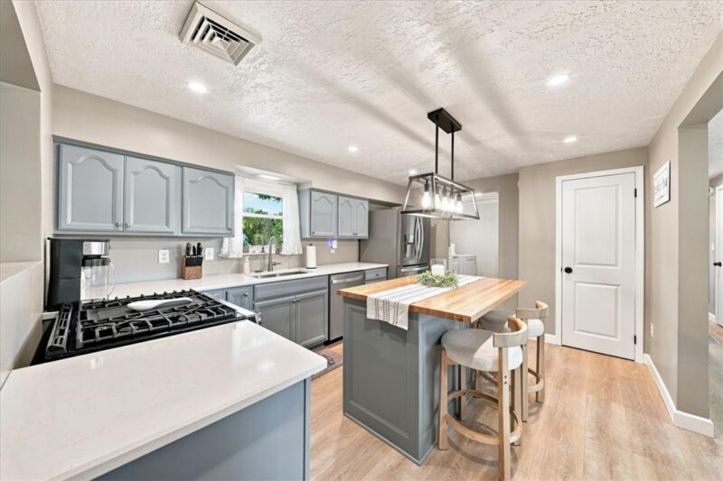 610 Terrace Ave — photo 8