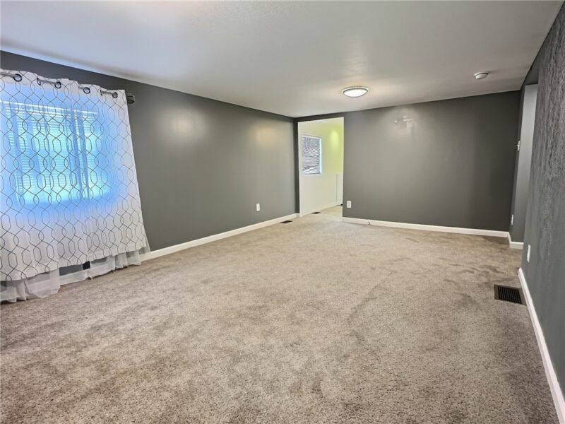 42 N Main St — photo 7