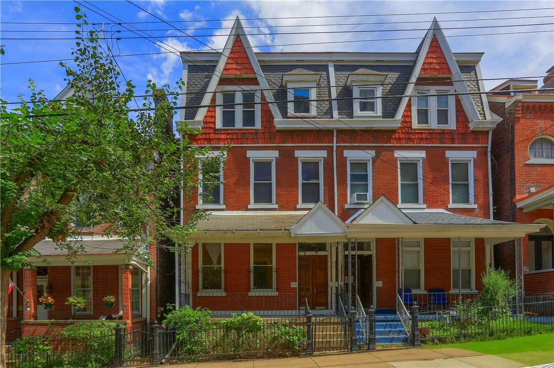 345 Fisk Street — photo 1
