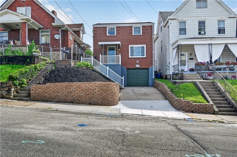 2339 Walton Ave — photo 4