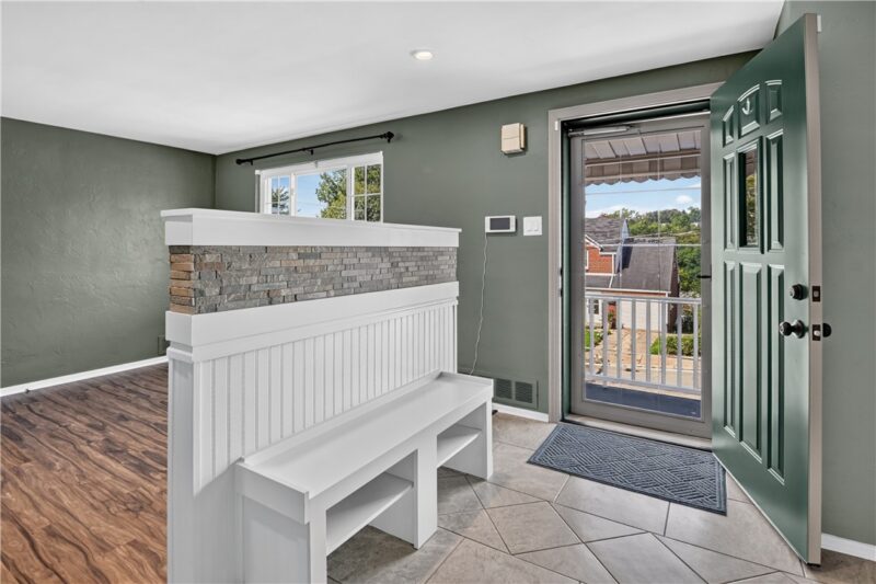 2339 Walton Ave — photo 8
