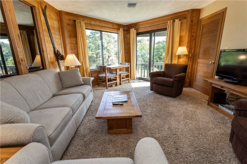 C31 AB STONERIDGE DRIVE — photo 4