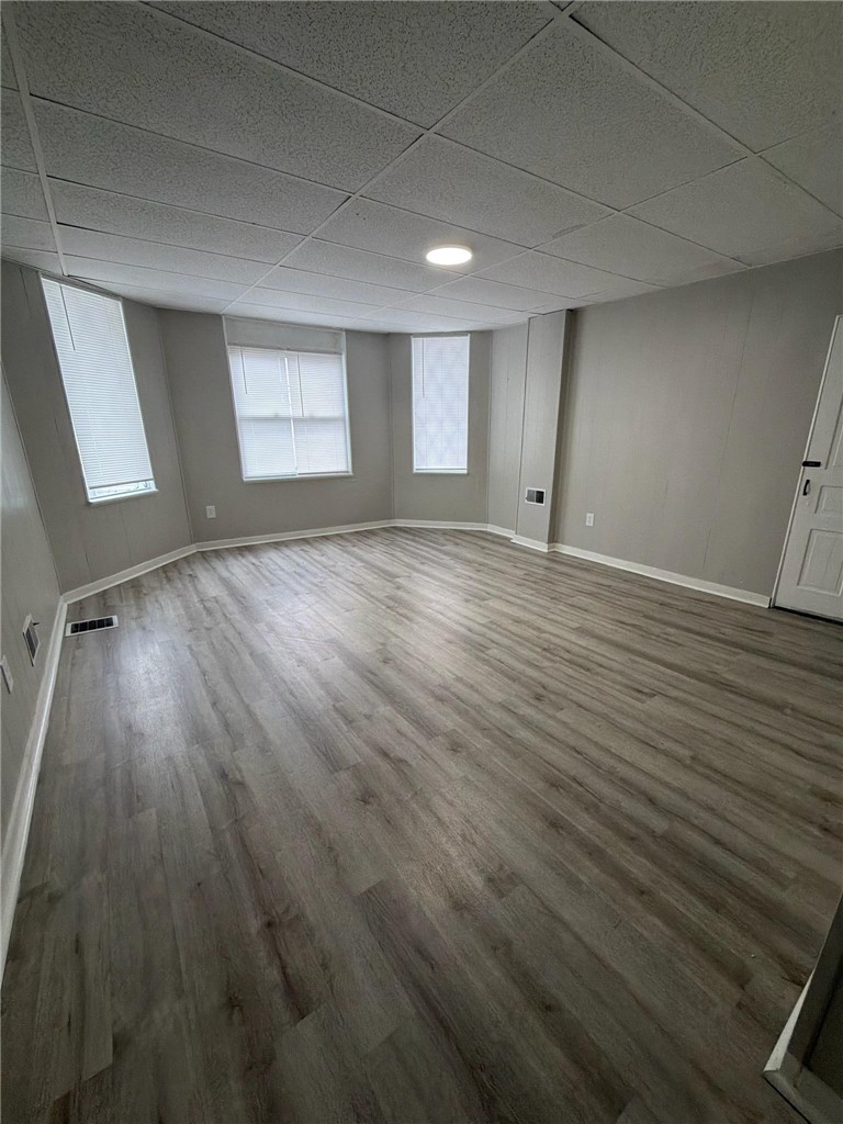 454 Freeport St — photo 5