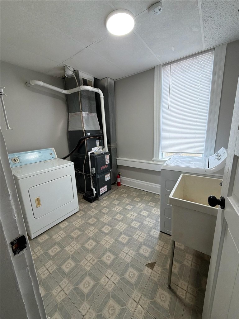 454 Freeport St — photo 7