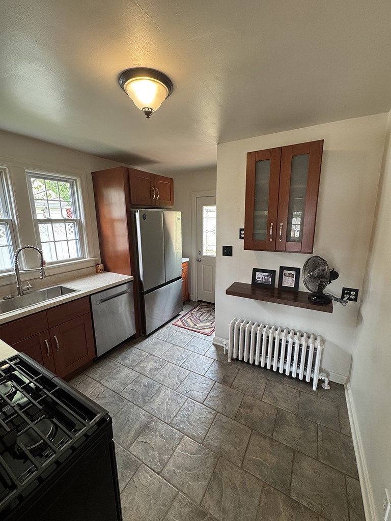 333 S Walnut Street — photo 3