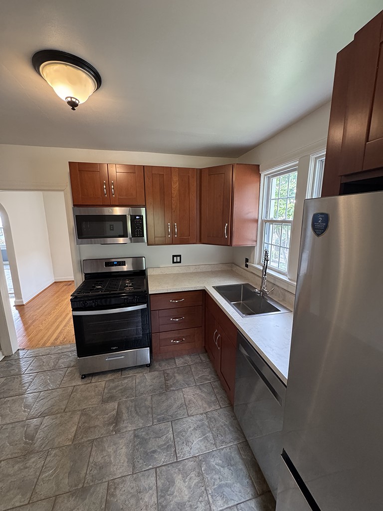 333 S Walnut Street — photo 4