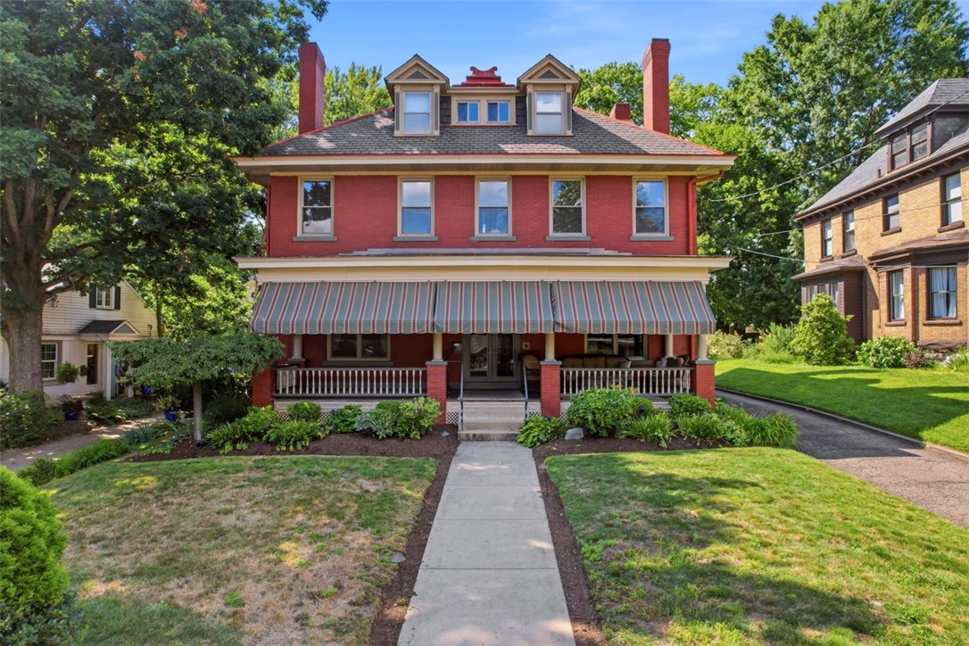 237 Breading Ave — photo 1