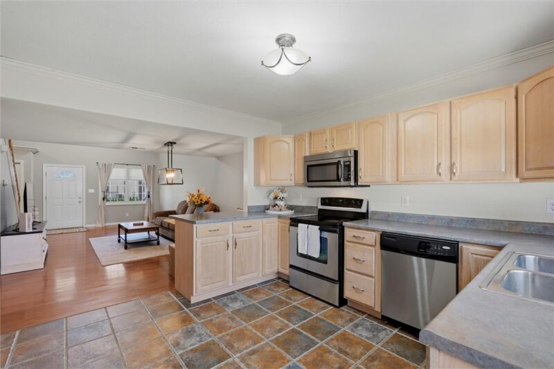 193 Cambria Hill Dr — photo 5