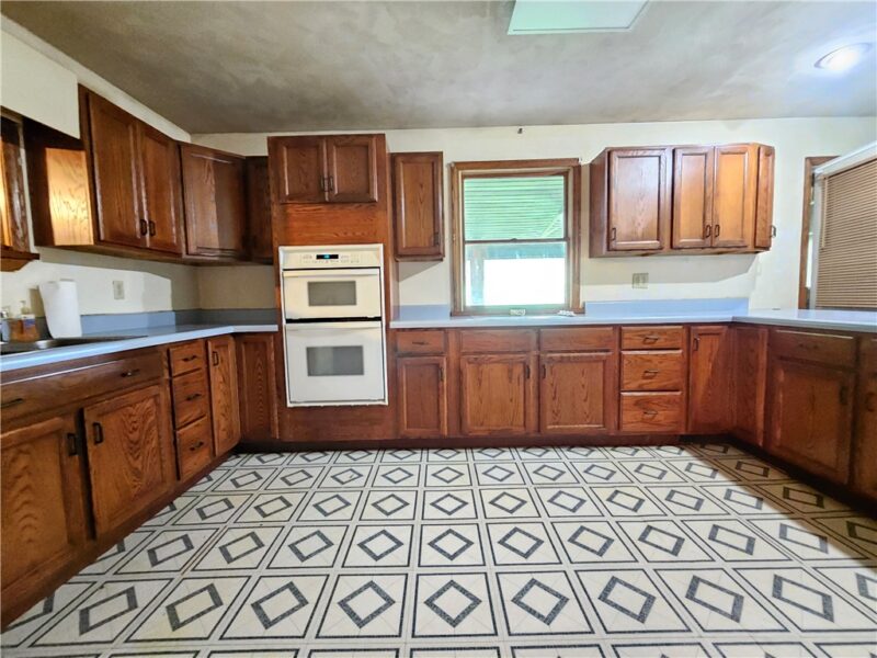 207 Calico Rd — photo 5