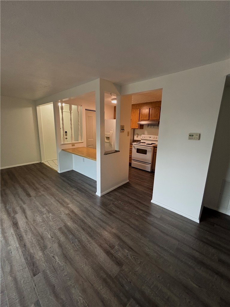 28019 Evergreen Run — photo 2