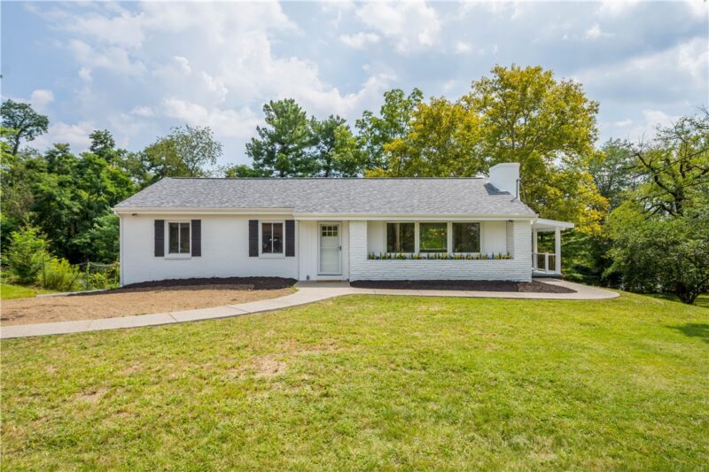 207 Grandview Drive