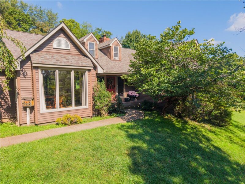 270 Mcdowell Ln — photo 3