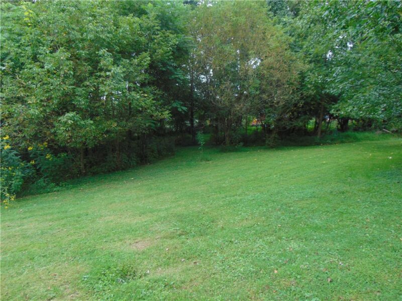 100 Robbins Drive — photo 5