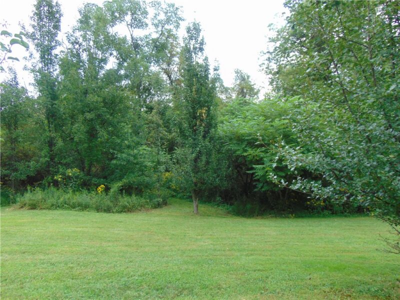 100 Robbins Drive — photo 6