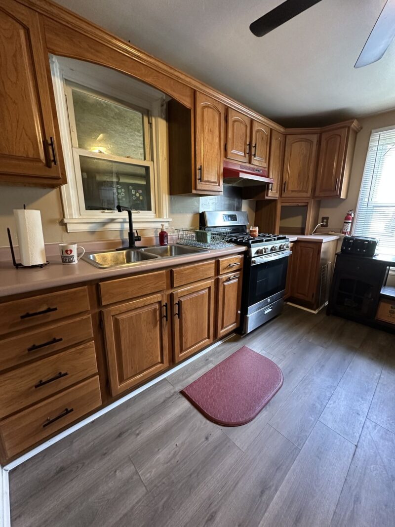 221 Seneca DRIVE — photo 5