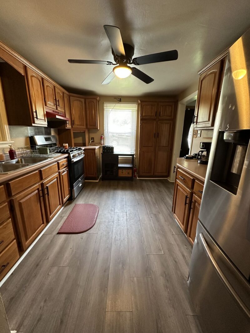221 Seneca DRIVE — photo 6