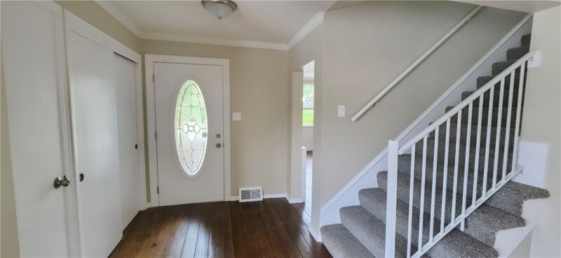 702 Neal St — photo 5