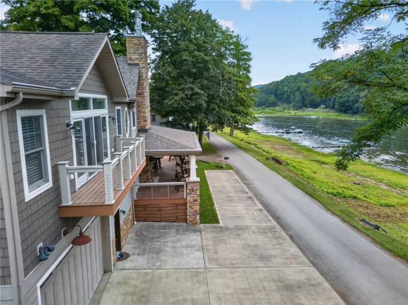 2298 Monterey Rd — photo 2