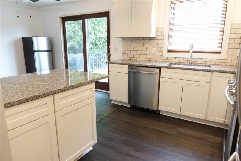216 Oberlin Drive — photo 8
