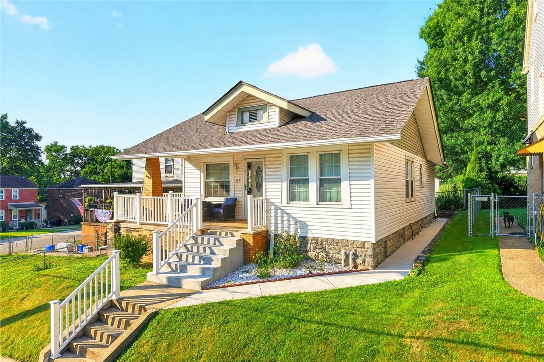 16 Clarion Ave — photo 1