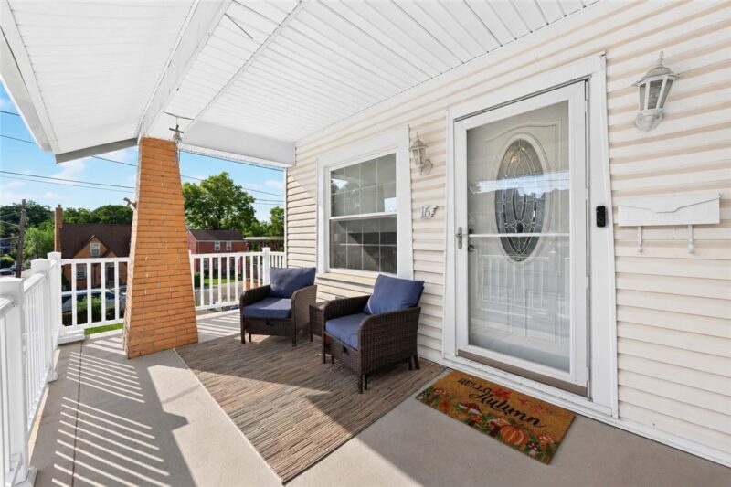 16 Clarion Ave — photo 2