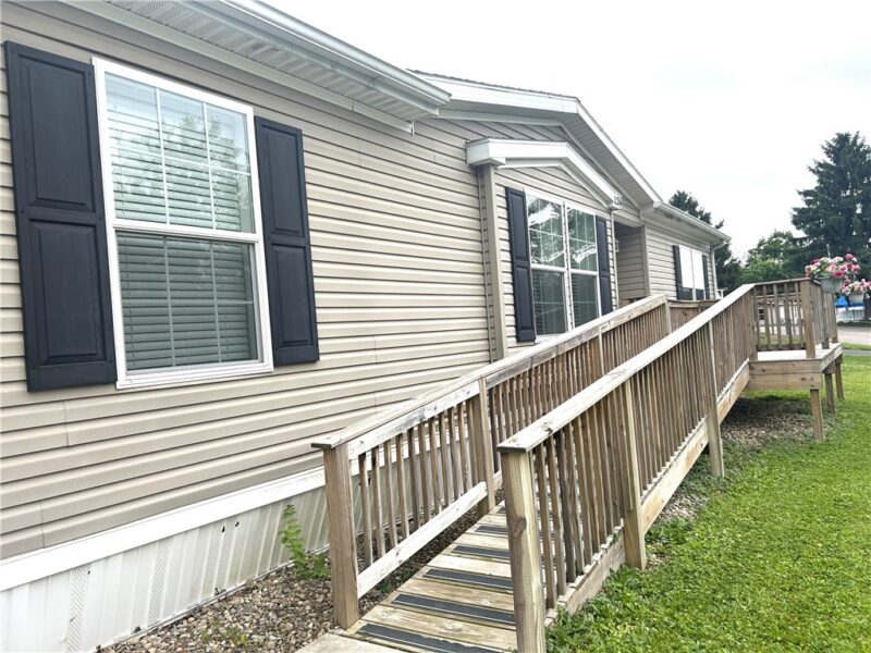 126 York Rd — photo 5
