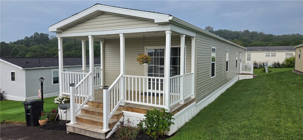 107 Brodview Ln — photo 1
