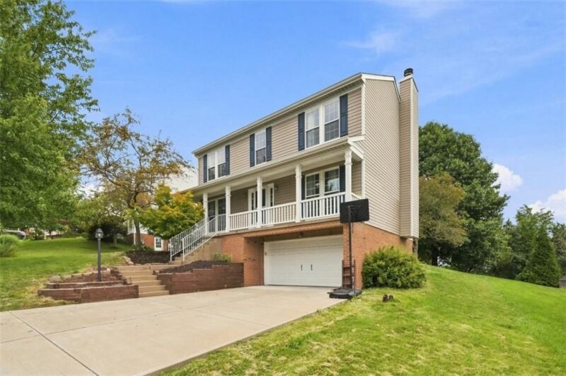 8013 Woodcreek Dr — photo 2