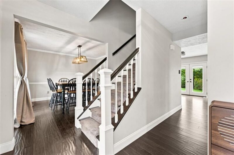 8013 Woodcreek Dr — photo 5