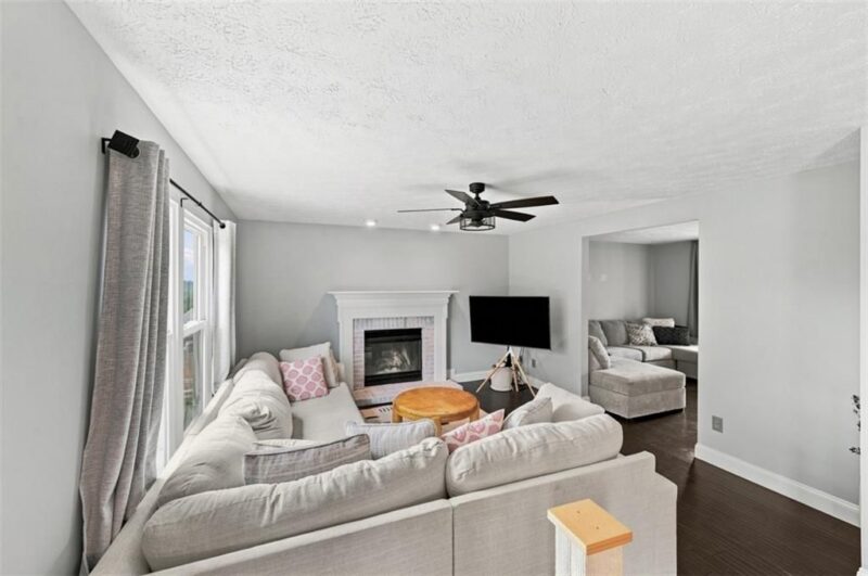 8013 Woodcreek Dr — photo 8