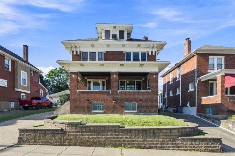 119 W Marion St — photo 2
