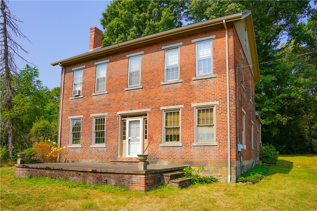 828 Brownhome Rd — photo 1