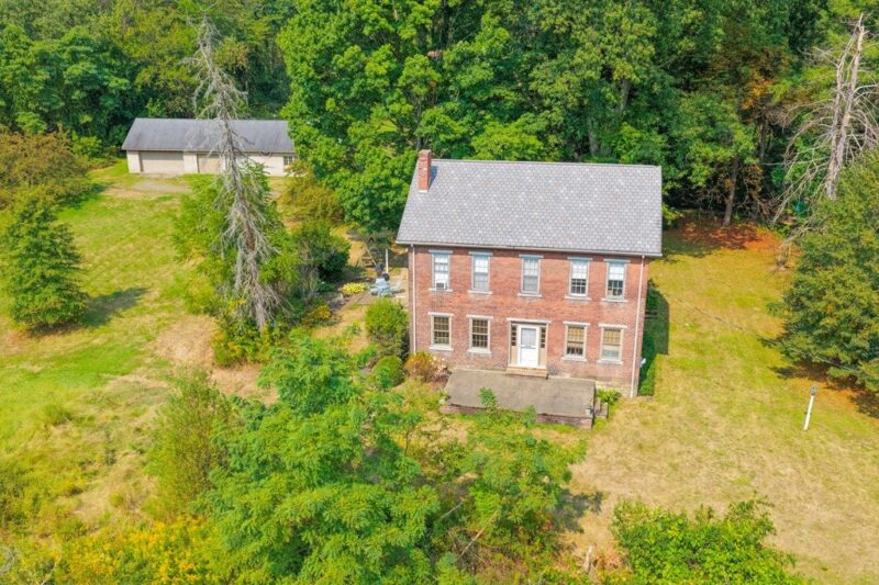 828 Brownhome Rd — photo 4