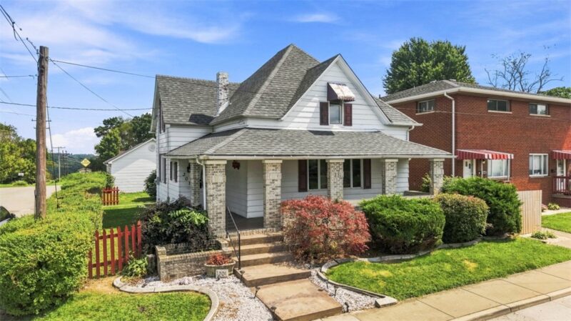 301 Pleasantview Ave — photo 2