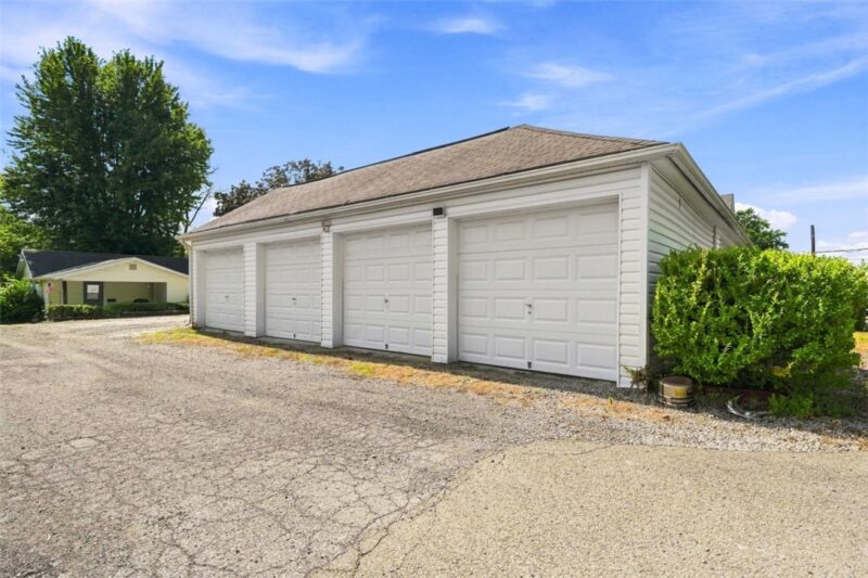 301 Pleasantview Ave — photo 3